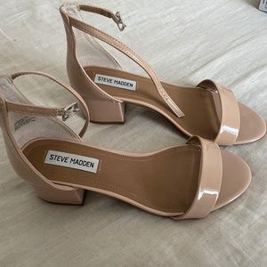 Steve Madden Irenee Sandal Size 8 WIDE